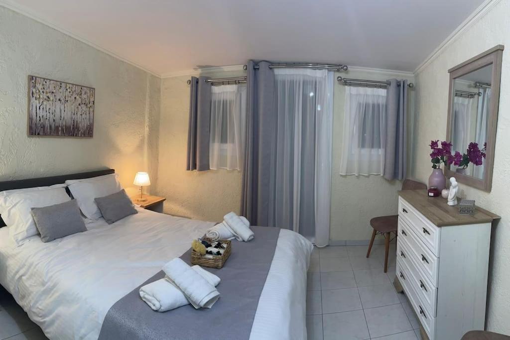 Argo Downtown Apartment Kalymnos Town Luaran gambar